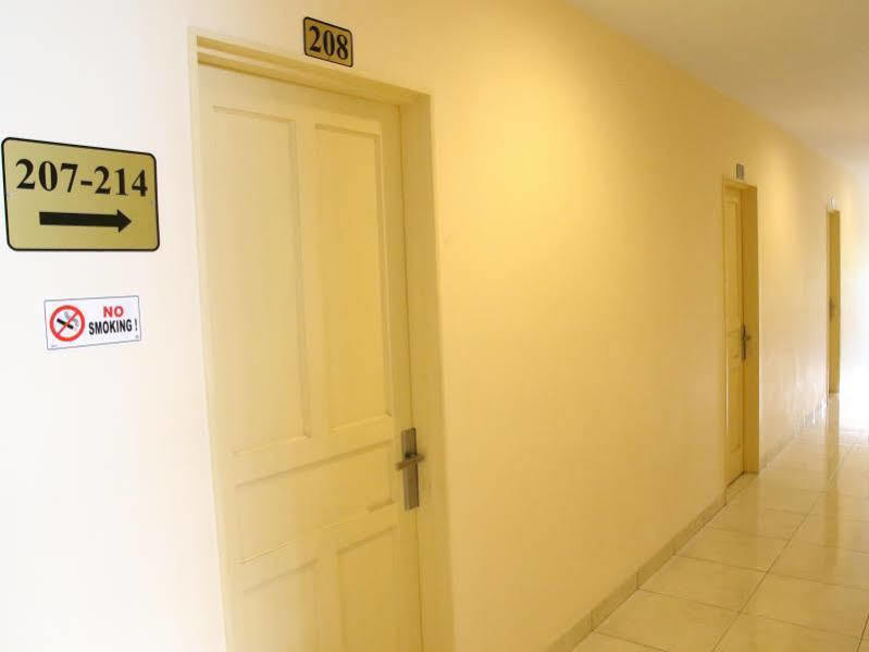Daya Hotel Μακασάρ Εξωτερικό φωτογραφία