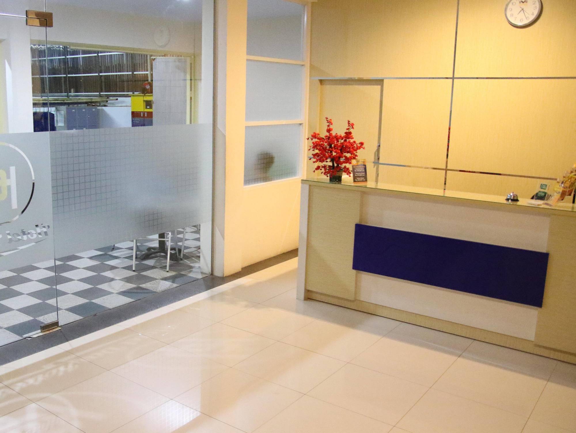 Daya Hotel Μακασάρ Εξωτερικό φωτογραφία
